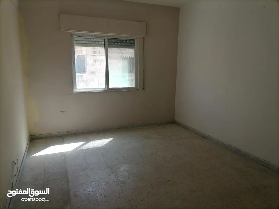 شقة للبيع -ناعور المدورة