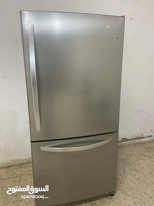 ثلاجة  LG حجم كبير للبيع بحالة ممتازه