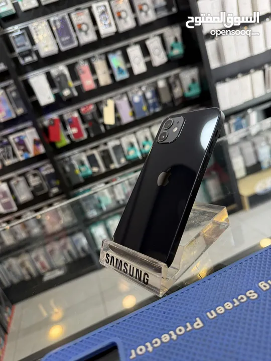 iPhone 12 128GB بطارية 90% الاجهزة بحال الوكالة مش مفتوحة ولا مغير فيها اي اشي  متوفر   كل الوانه