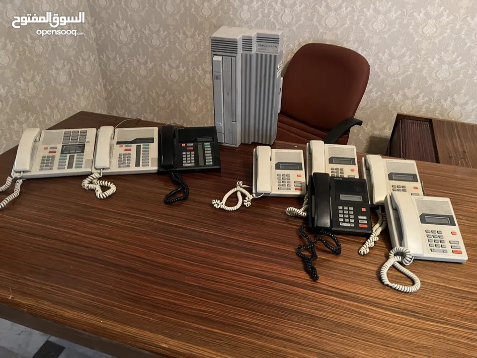 مقسم تلفونات ماركة Nortel Norstar صناعة أمريكية عدد 8 اجهزة مع شاشات بحال الجديد
