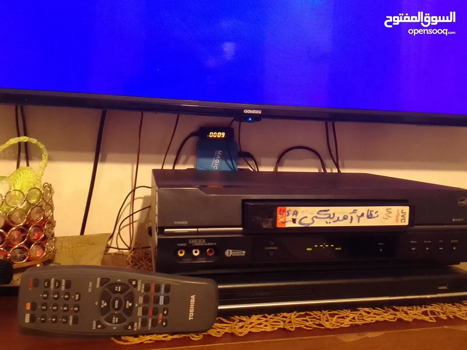 جهاز فيديو نظام امريكي vhs للبيع