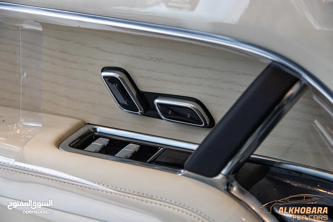 Range Rover Vogue 2024 Mild hybrid   عداد صفر