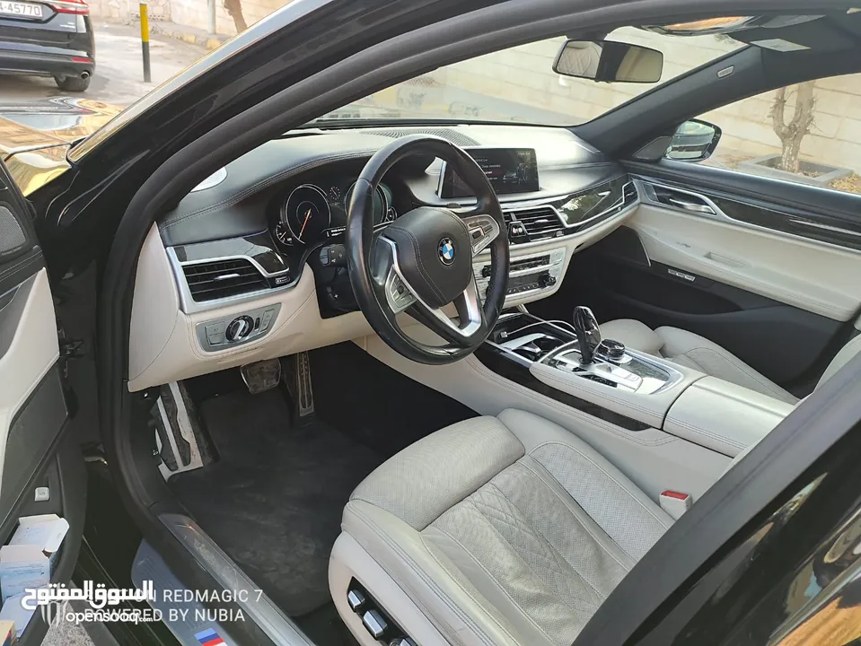 سيارة bmw740 sport plugin 2018