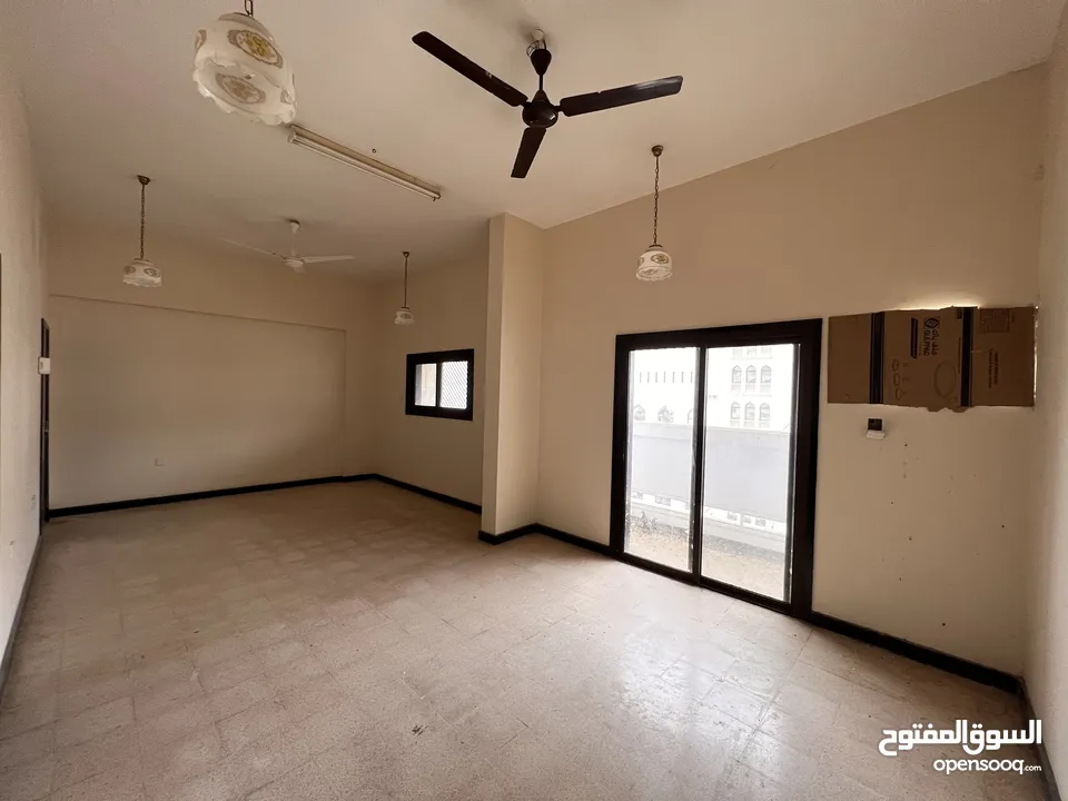 Spacious 2 Bedroom flats with A/c's at CBD.