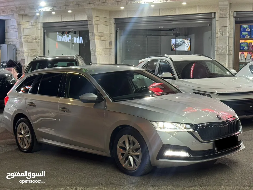 سكودا اوكتافيا ستيشن A8 2021 عداد قليل و فحص نخب ، بحالة الوكالة ، إضافات كاملة