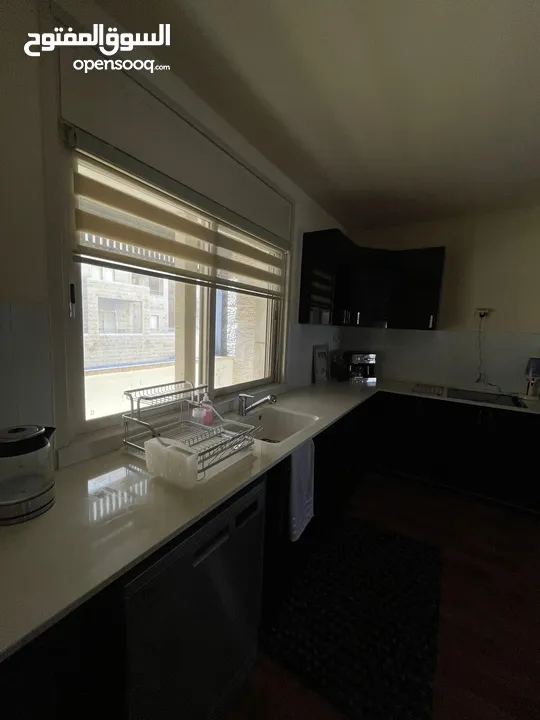 شقة فاخرة للإيجار روابي