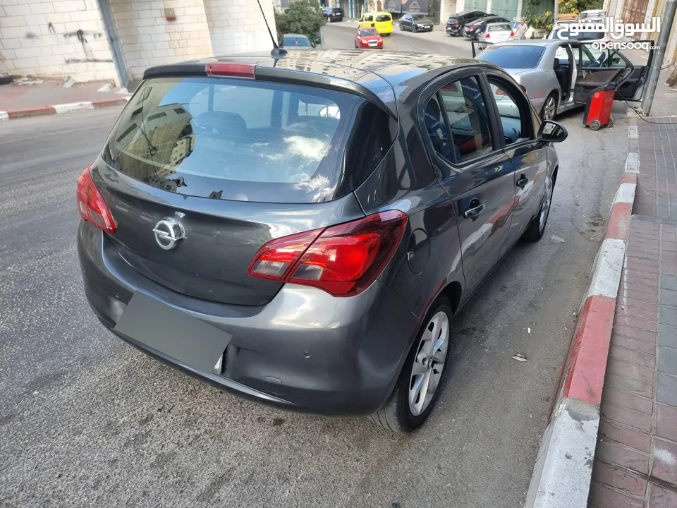 ابل كورسا2017