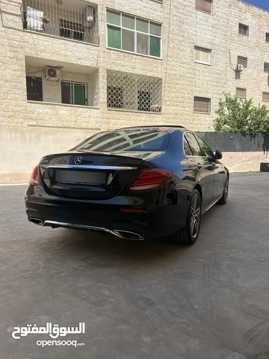 Mercedes-Benz E200(2017)