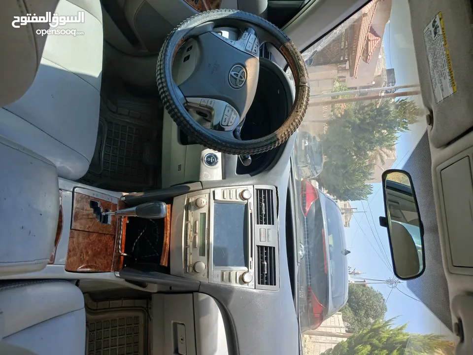 هونداي ايونك و تويوتا كامري للايجار الشهري