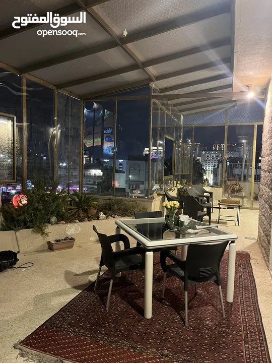 شقتين لطابق اخير للبيع / الايجار