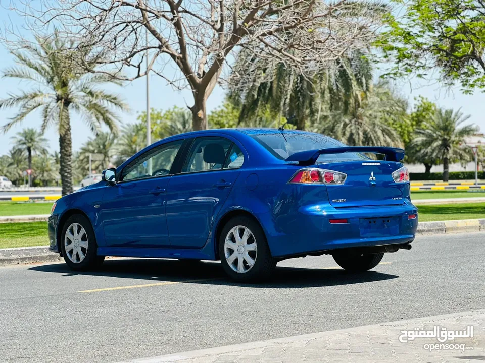 Mitsubishi Lancer 2017 Mid option 2.0 good condition