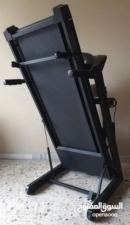 جهاز ركض كهربائي