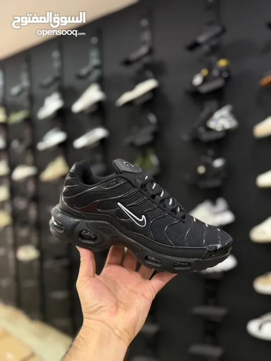الجديد والحصري بسعر العرض Nike TN