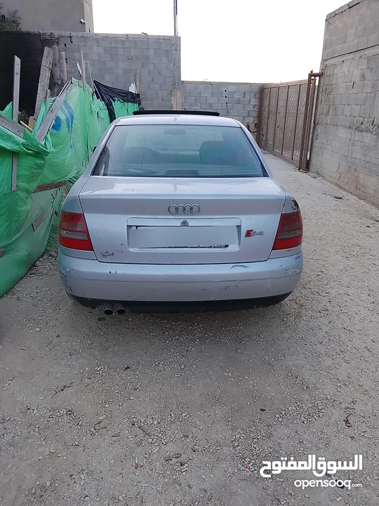 اودي a41996 مقلوية 2001