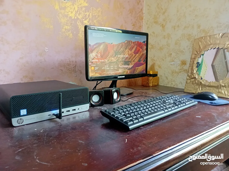 كمبيوتر HP جيل ثامن كامل مع جميع أغراضه ويندوز 10 مفعل أصلي الجهاز طياره حرفيا