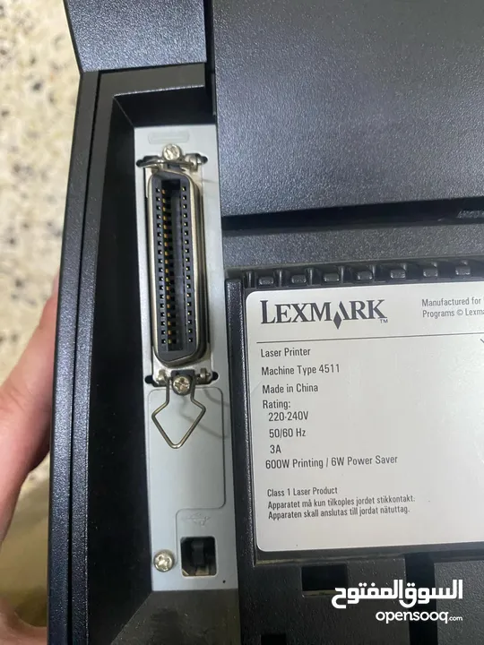 طابعة lexmark الاصلية اسراءيلة مش ملونة يوجد معها شاحن شغالة حبرها رخيص بالاسواق ممتازة للمکاتب