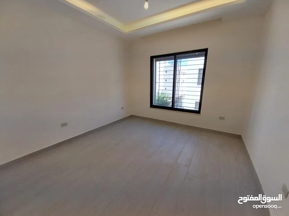 Unfurnished apartment to Rent  ( Property 38692 )-174796145