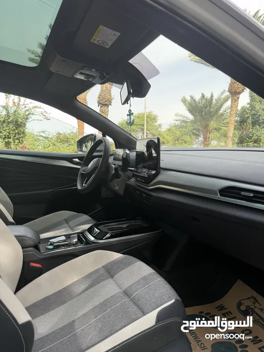 Volkswagen ID.4 Crozz Pure+ ترخيص جديد سنه كاملة + فحص كامل + ممشى قليل