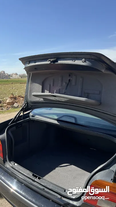 Bmw 520i e39 بي ام دبليو دب جير عادي الرجاء التواصل على رقم بالاعلان  ا2003