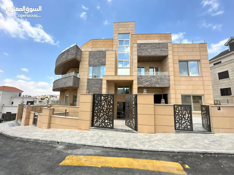 شقة فاخرة للبيع في عمان - دابوق -