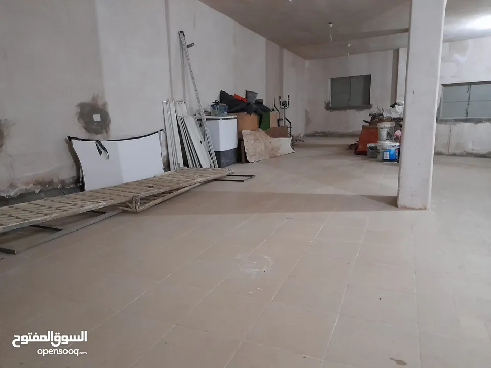 محلات للايجار او البيع مخازن