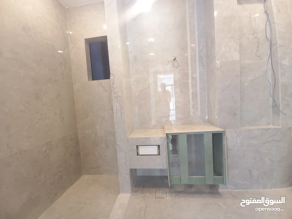 Unfurnished Apartment For Rent In 4th Circle  ( Property 35302 )-174813127