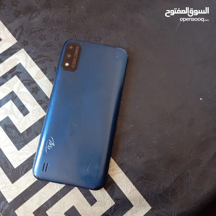 هاتفين شغالين بشكل ممتاز للبيع بسعر 30