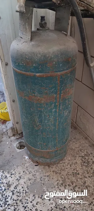 gas cylinder with pipe and 2burner
