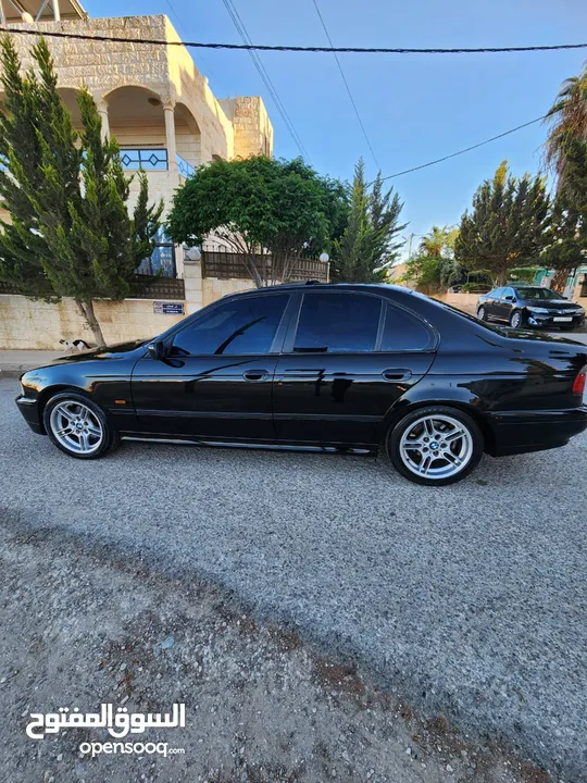 BMW E39 520i