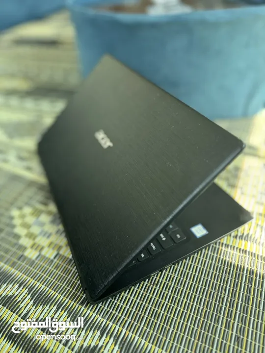 لابتوب acer بحالة الوكالة