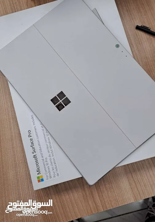 Microsoft surface pro 6  core i7Gen8 512GB