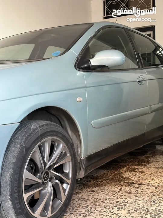 ستروين C5 المواصفات تحت