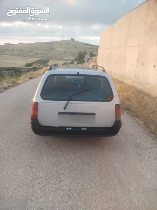 اوبل كدت ستيشن موديل 88 محرك 1600 انجكشن فحص قير عادي مرخصه ترخيص طويل