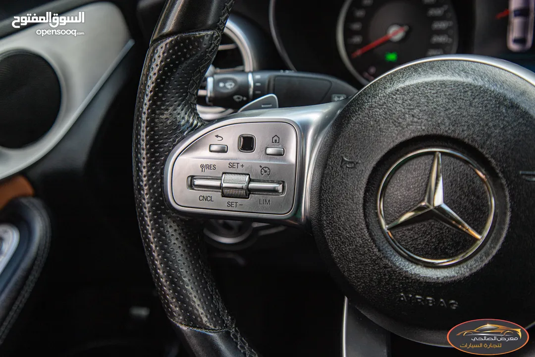 Mercedes C200 2019 Mild hybrid Amg kit Night Package   السيارة وارد الشركة و قطعت مسافة 83,000 كم