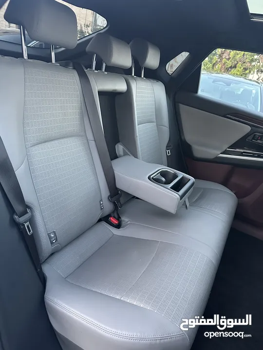 Toyota Bz4x Long Range Ultra // 2022 سبع كاميرات