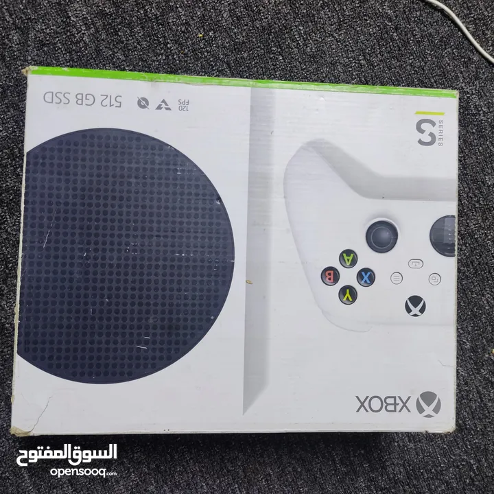 جهاز XBOX سيريس اس 512 ذاكرة جهاز يشغل 4K عل 120 فريم +وبي يده احترافية كيمزر ابيض