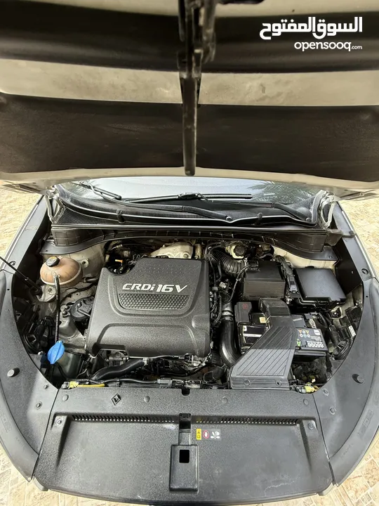 فقط 75 الف جيب هيونداي توسان 2015 فل ملغم ترخيص وتامين شامل سنة 99% دهان شركة جيب مميز جدا لعبة