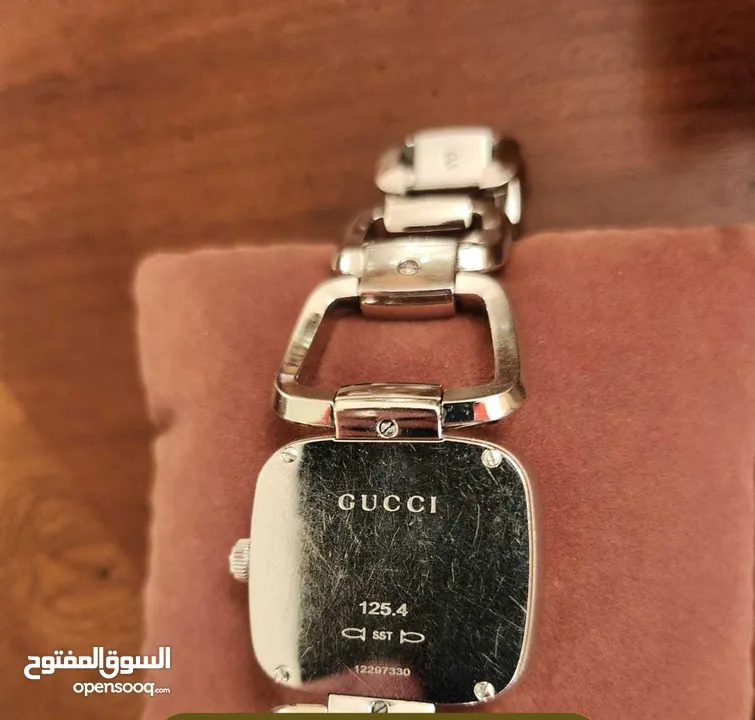 GUCCI ساعة