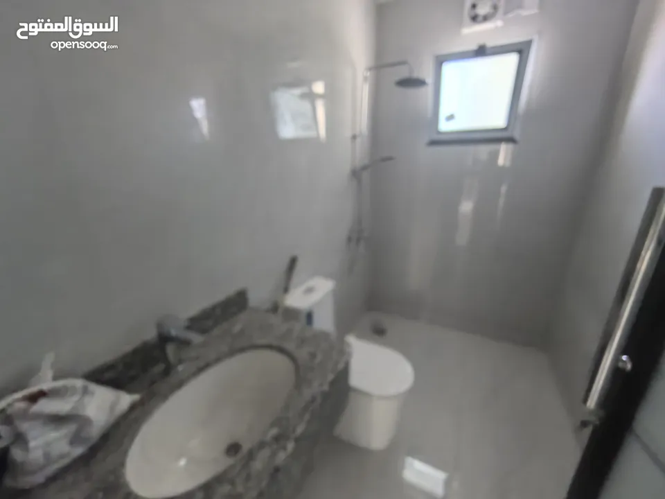 عرض خاص احجز شقتك مطلة على الشارع الرائيسي موقع ممتاز. #شقة سكنية راقية جدا للبيع