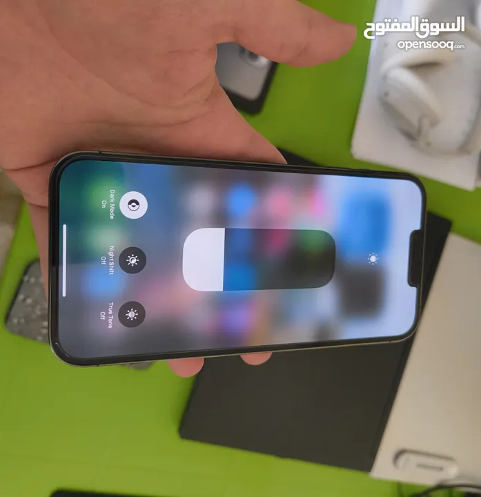 iPhone 13 Pro Max 256Gb بحالة ممتازة