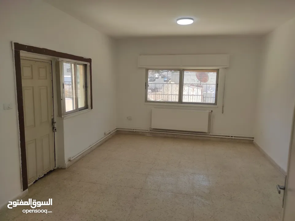 للايجار روف بإطلالة مميزة