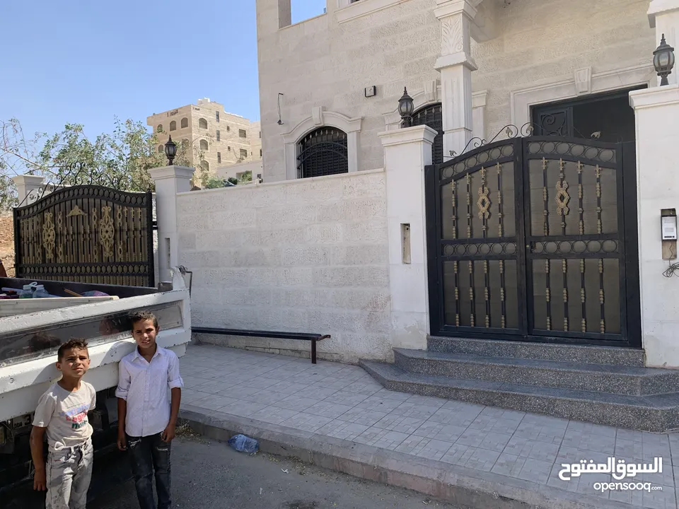 شبه فيلا للإيجار في ماركا الشمالية