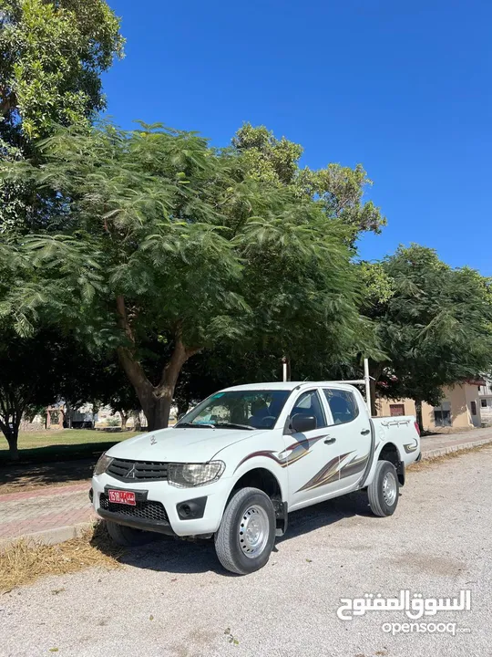 Mitsubishi pick up for sale