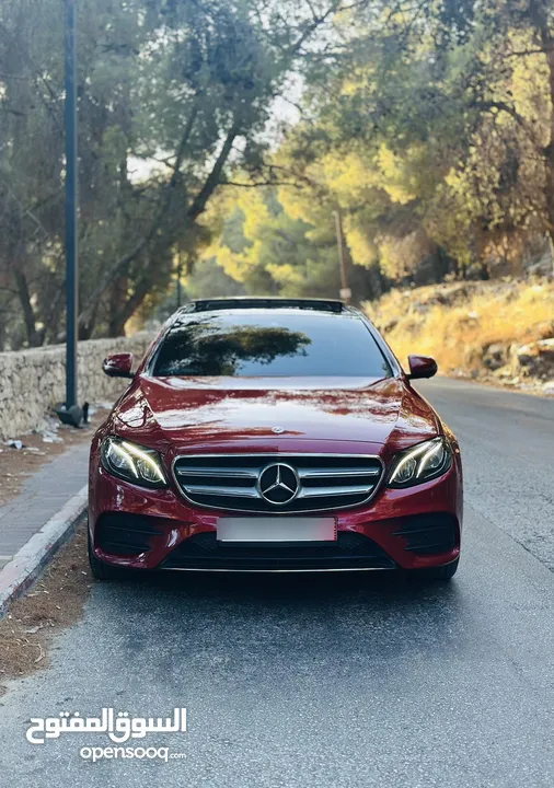‏Mercedes - Benz  E300 de