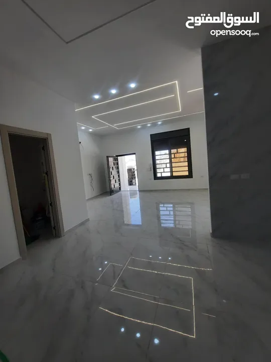 شبه فيلا في ارقى مناطق شومر