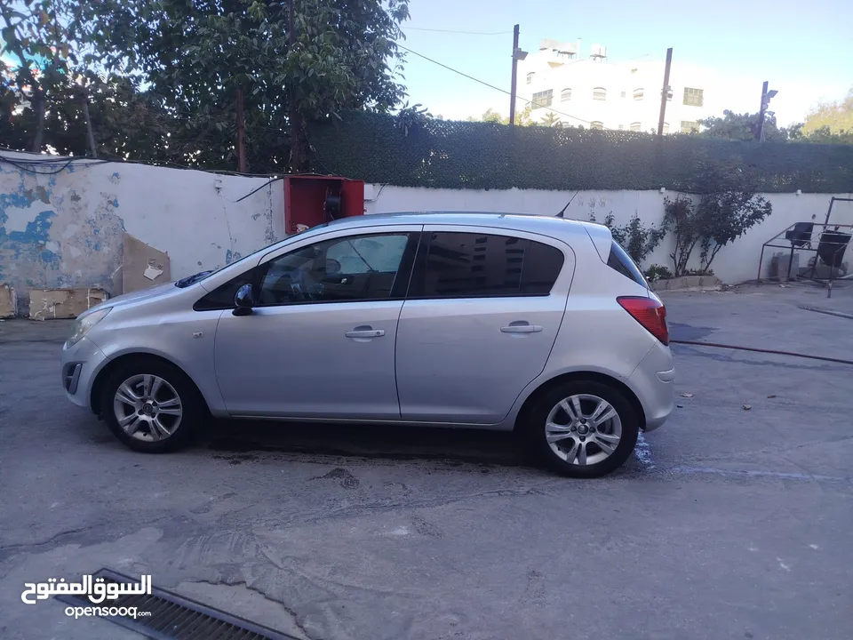 اوبل كورسا 2014