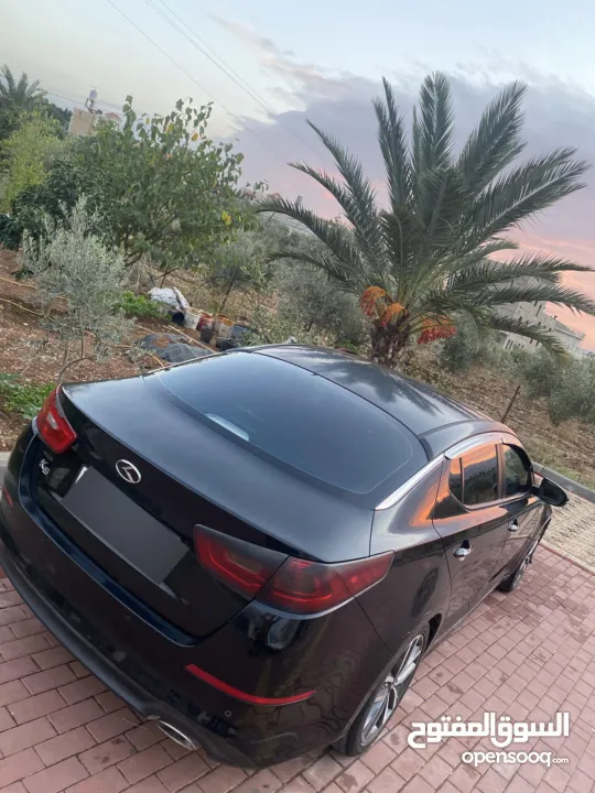 كيا اوبتيما 2014 للبيع