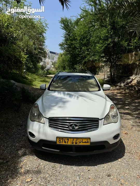 سيارة انفنتي Qx50 موديل 2015 مطلوب 2500