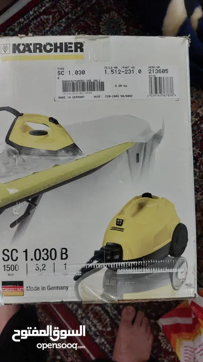 مكواة على البخار بحالة ممتازه جداً ماركة Karcher