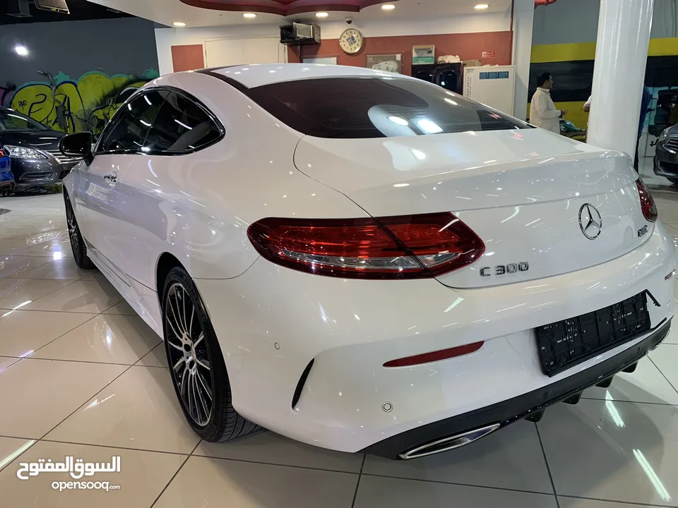 مرسيدس C300 Coupe  موديل 2017 خليجي فل اوبشن بحاله ممتازه